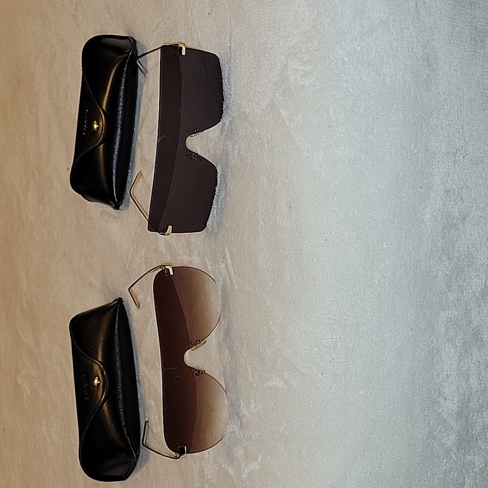 2 pairs of sunglasses for 1 price SHEIN slightly Used good condition π - Picture 1 of 3